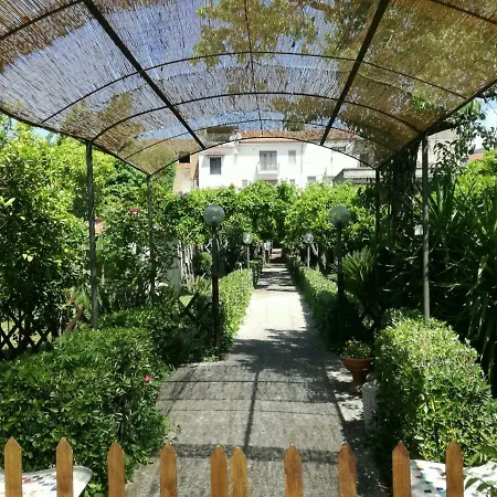 Il Giardino Degli Agrumi Caserta Exterior foto